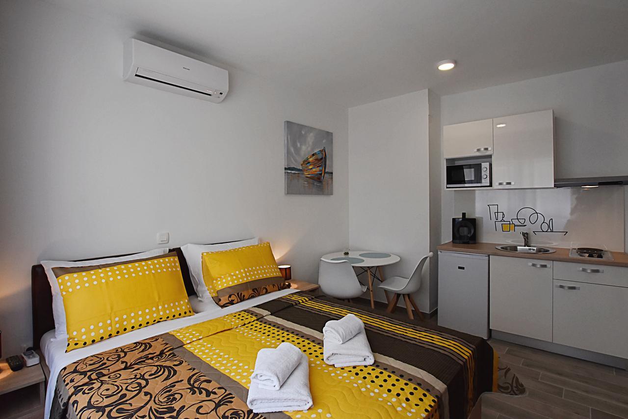 Borna & Roko Apartments Free Parking Zadar Exterior photo
